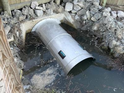 Drainage pipe