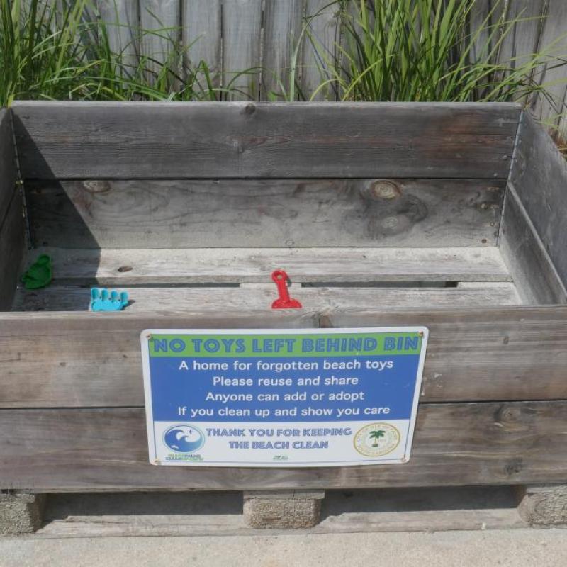 toy bin 
